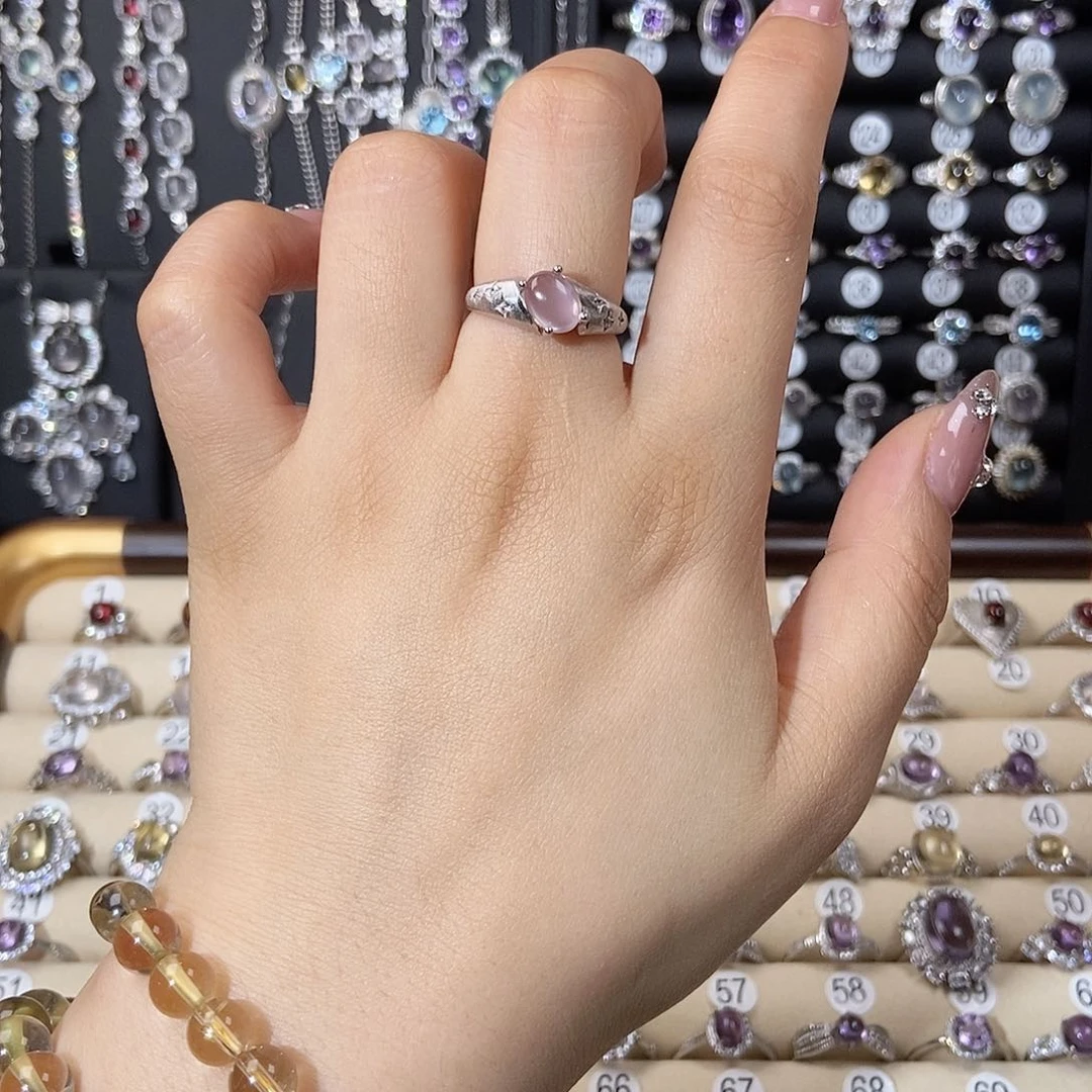 芙蓉石戒指银S925镶嵌咩****甲