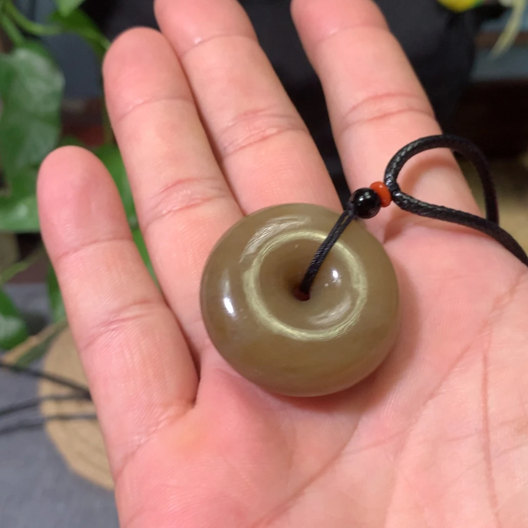 【闪购商品】岫岩老玉（透闪石质玉）未镶嵌颈饰