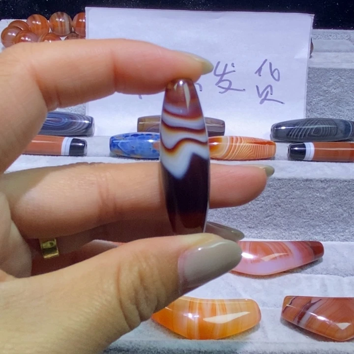 玛瑙/玉髓未镶嵌颈饰