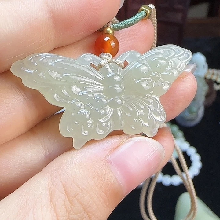 颈饰未镶嵌和田玉定制发货