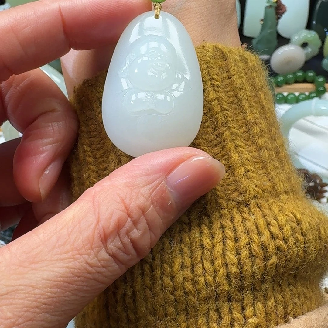 和田玉未镶嵌颈饰