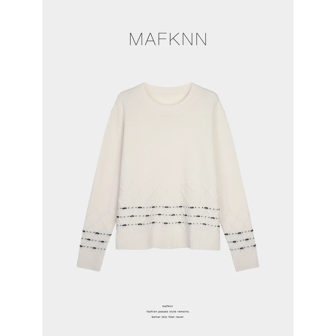 MAFKNN/玛肯时尚休闲简约纯色百搭圆领舒适绵羊毛毛衣MK13129