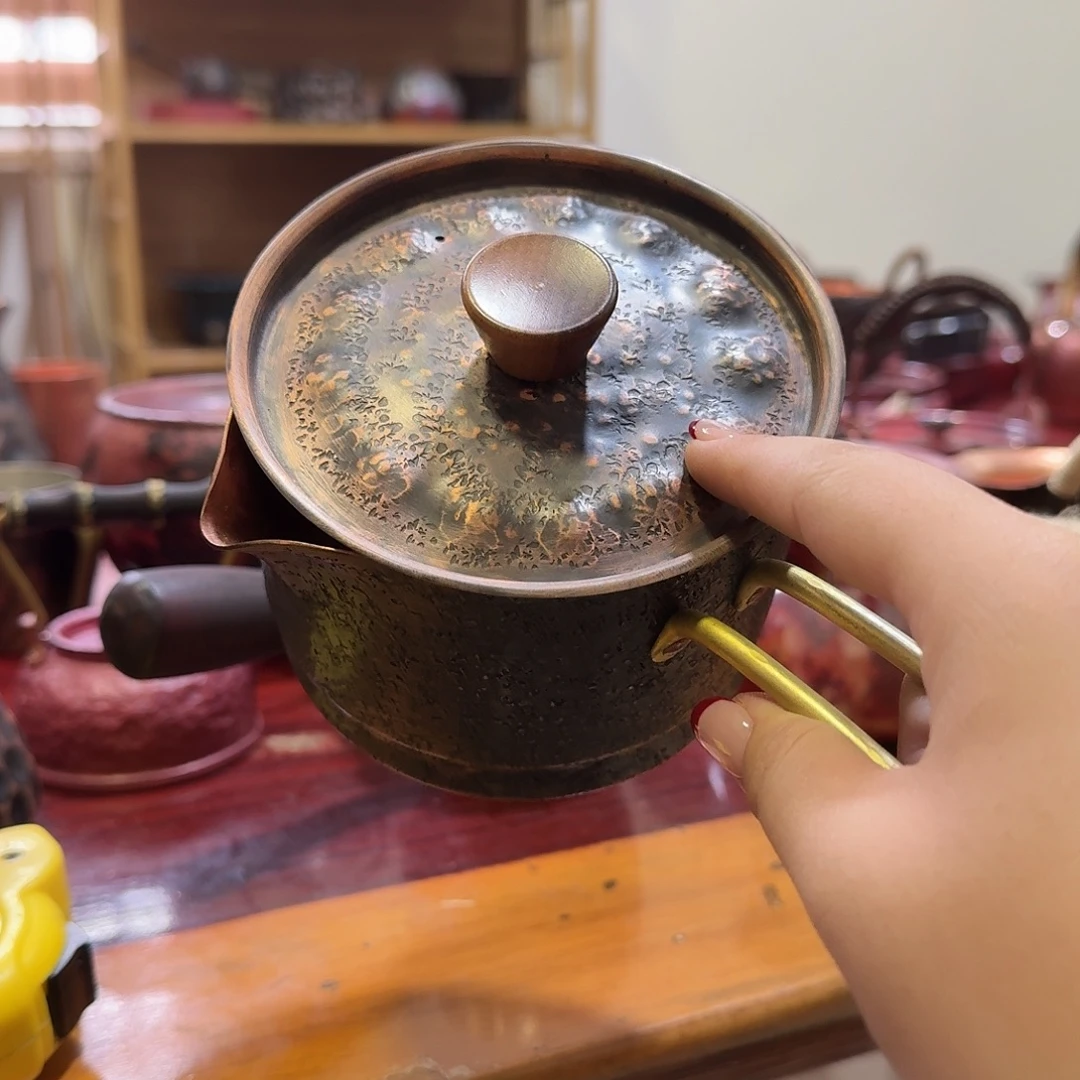 Y***友紫铜手工制作摆件