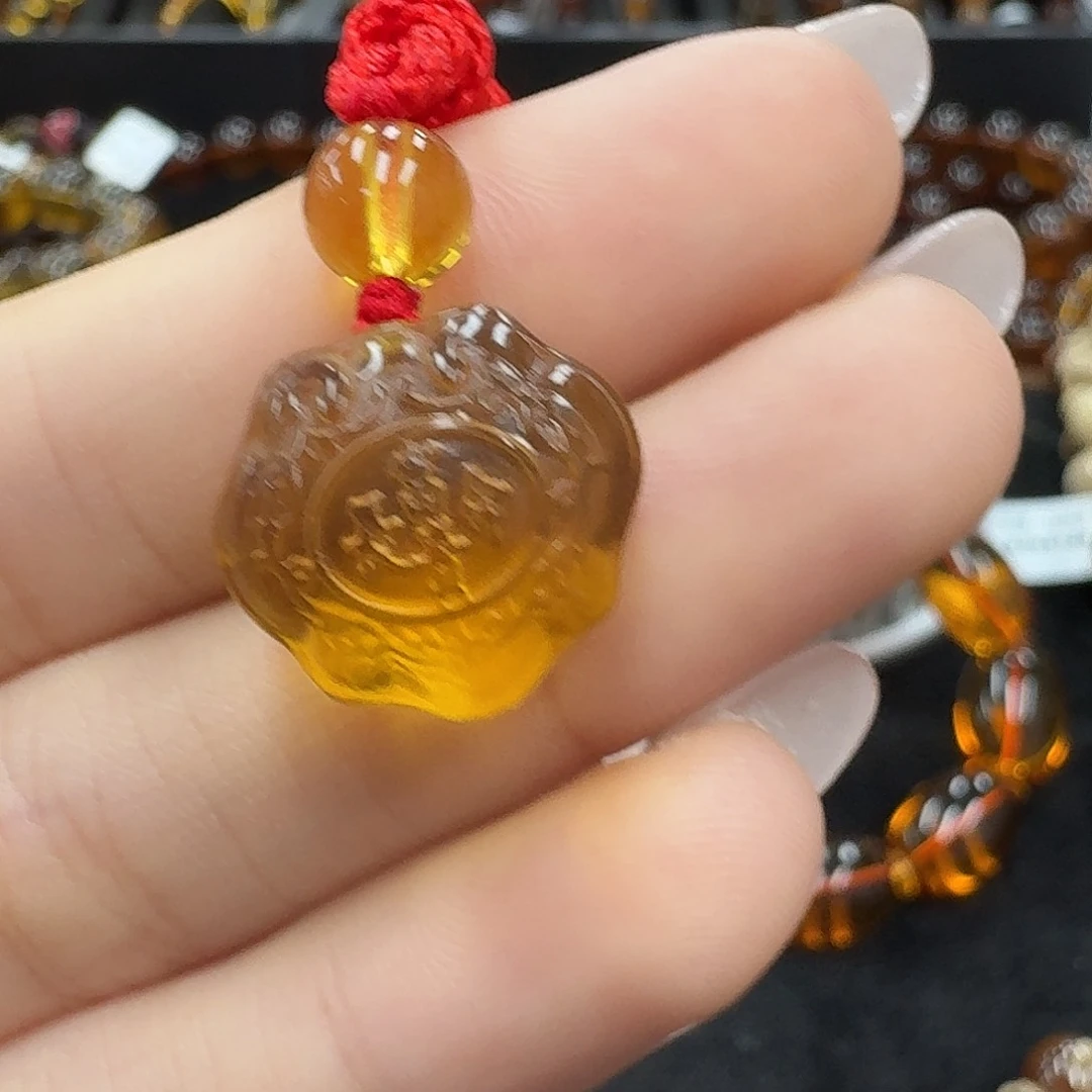 未镶嵌琥珀珠宝奇石
