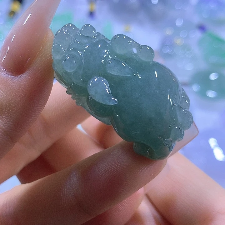 翡翠未镶嵌颈饰天然翡翠A货吊坠