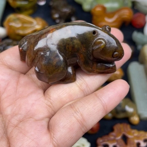 蛇纹石玉未镶嵌颈饰27