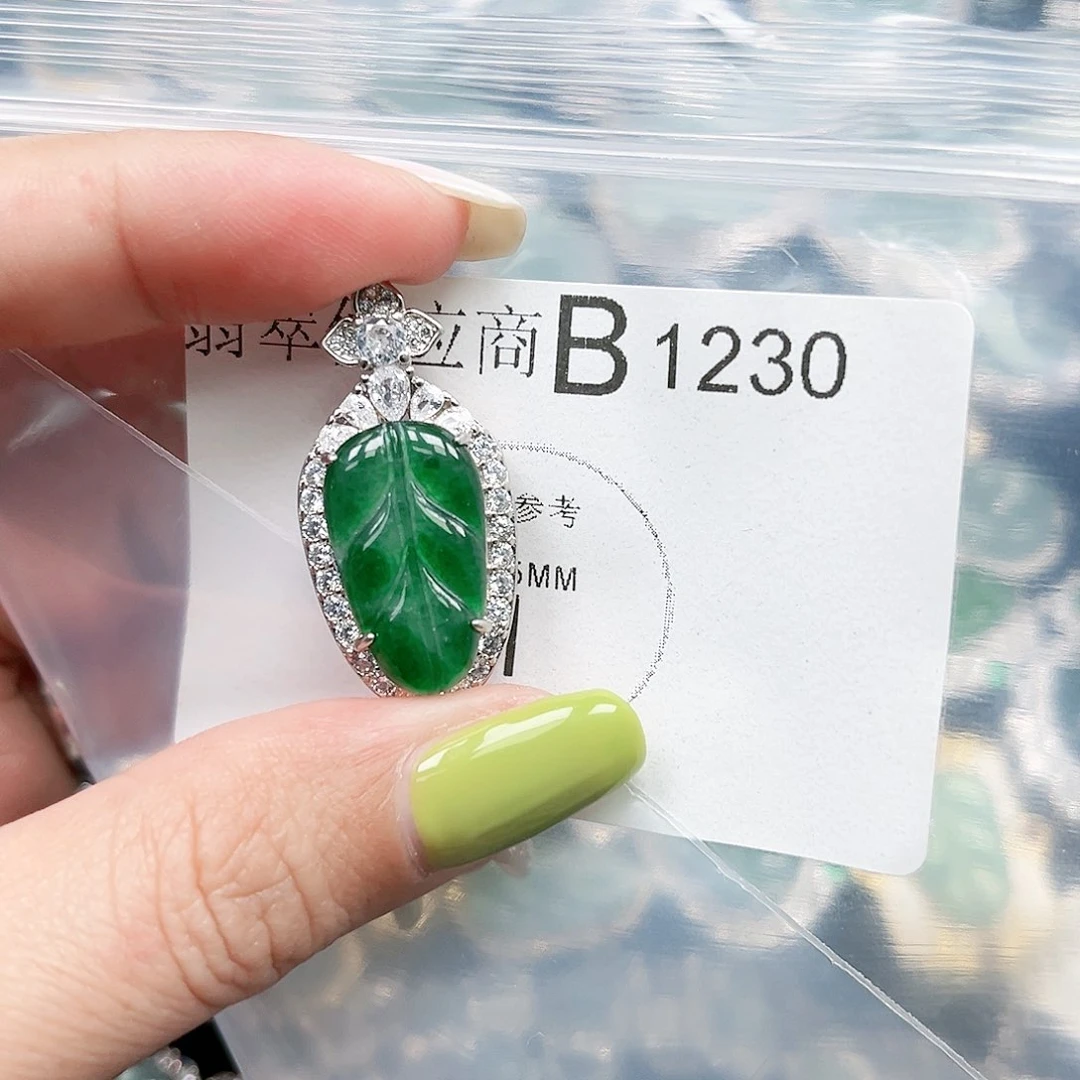 翡翠颈饰未镶嵌翡翠1230