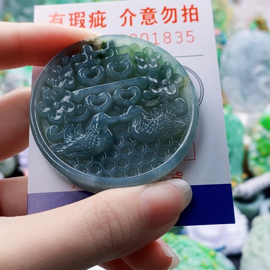 吊坠(不含链)未镶嵌翡翠