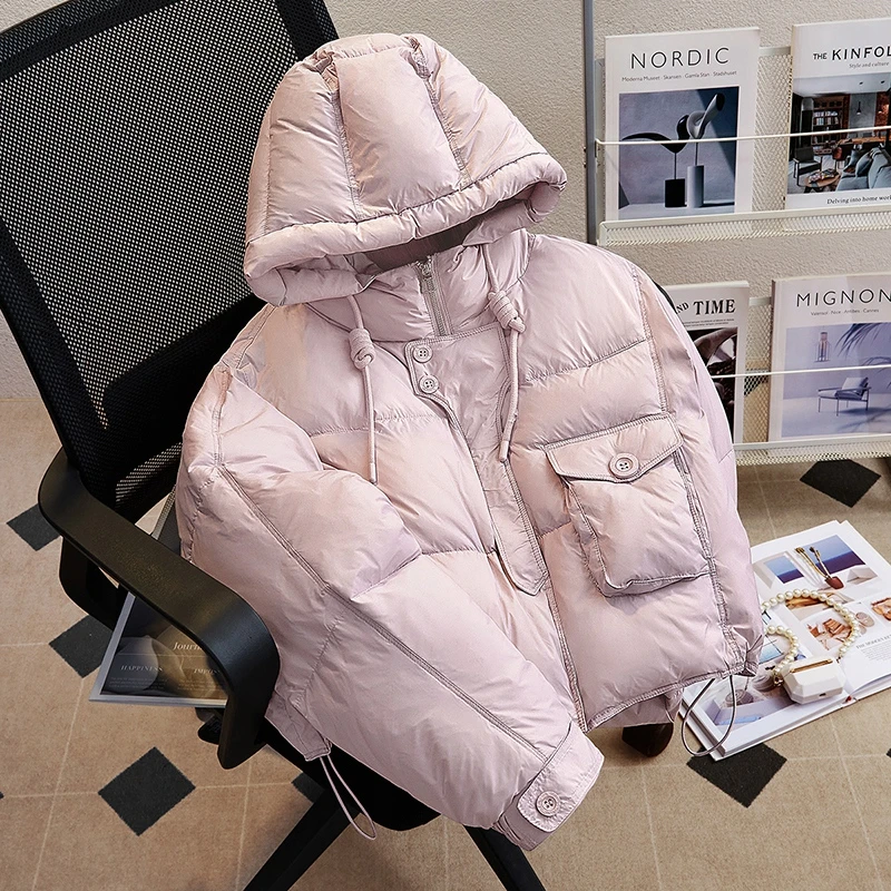 她池2025冬新款女气质抽绳插兜宽松短款羽绒服T44Q8120Y