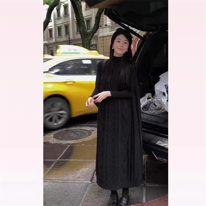 CC自制孕妇宽松显瘦马甲连衣裙无袖外搭套装