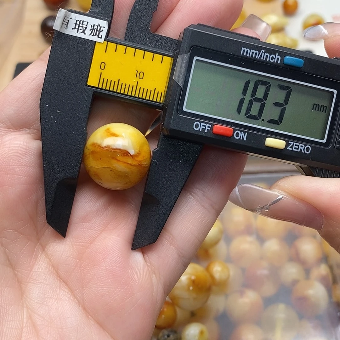 蜜蜡未镶嵌裸石蜜蜡1042