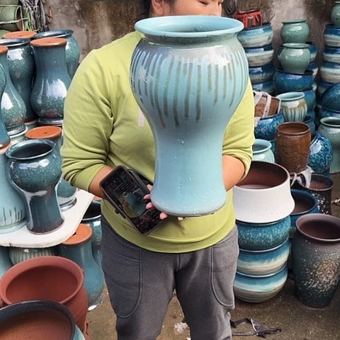 口21高38瑕疵一个盆。