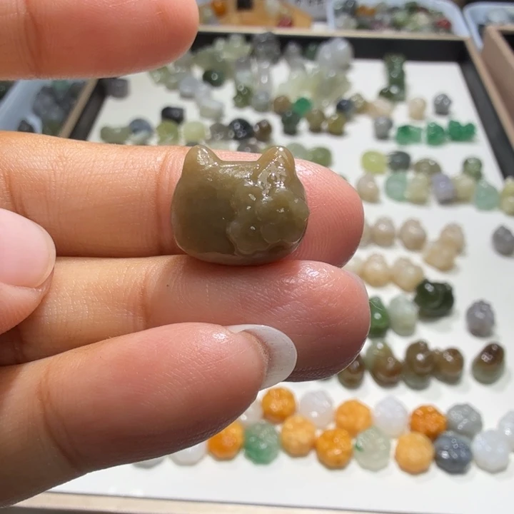 未镶嵌和田玉珠宝半成品