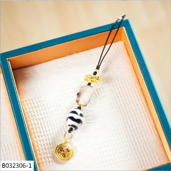 【高端精品】八大十二生肖守护神手机链  B032306