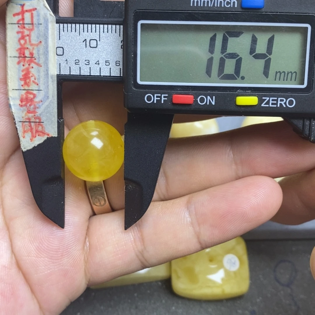 裸石蜜蜡未镶嵌16.4瑕疵圆珠