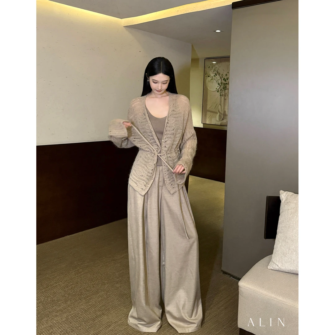 阿琳ALIN【轻盈】马海毛羊毛混纺针织衫女镂空V领抽绳上衣AL5GZC10