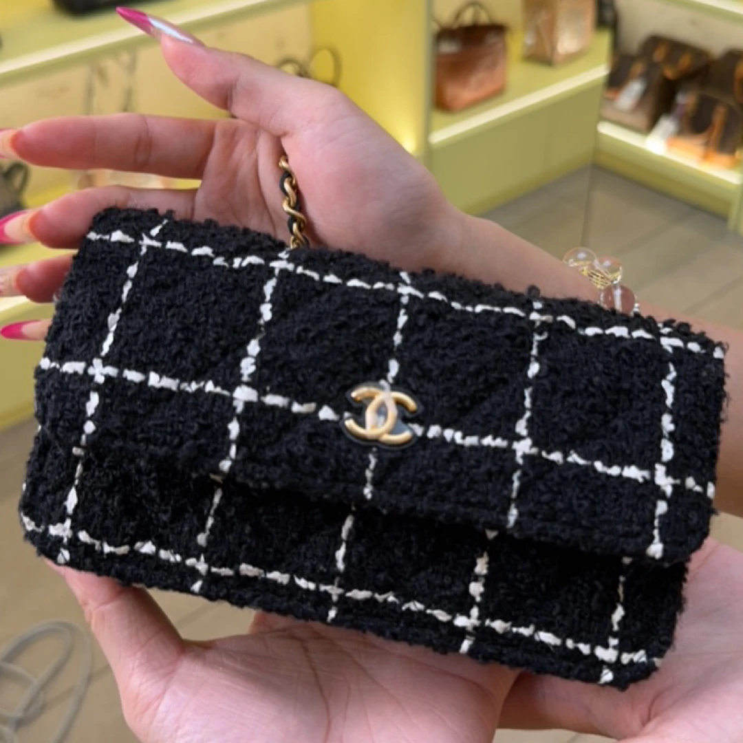 99新 Chanel/香奈儿 0887 黑白格毛呢金球小woc斜挎包芯片款