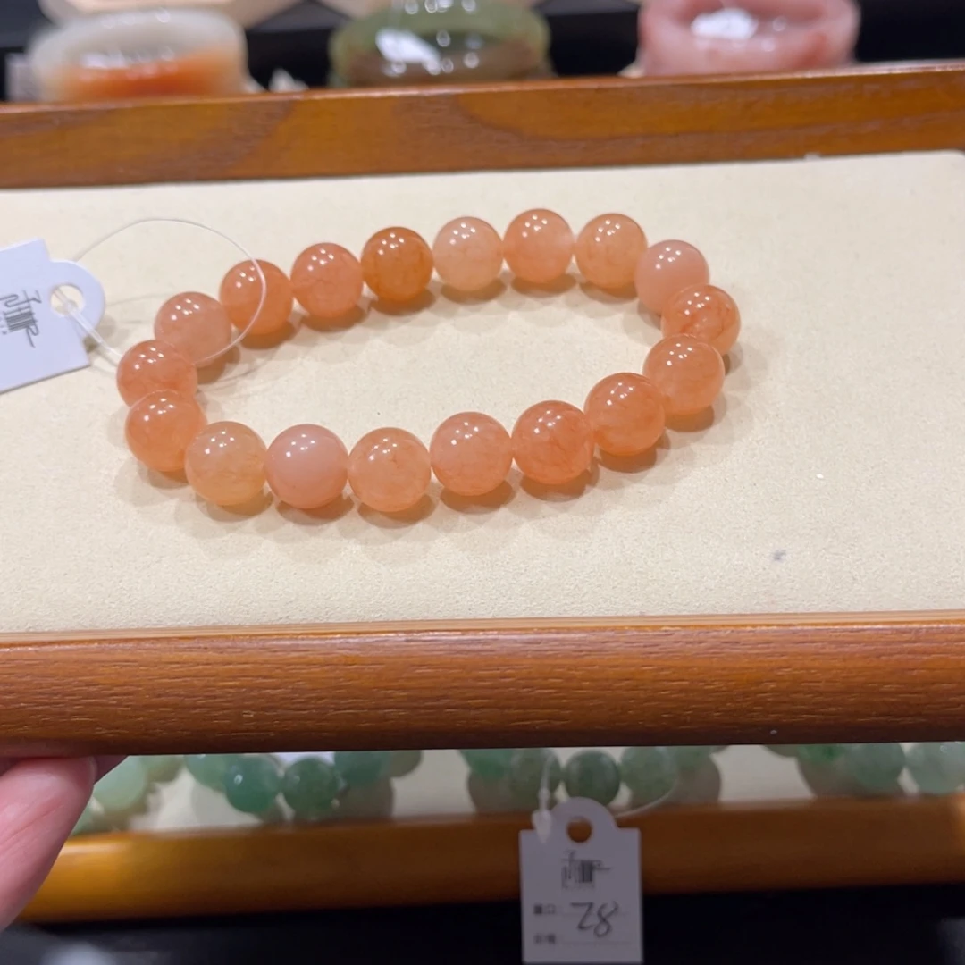 未镶嵌手镯石英质玉