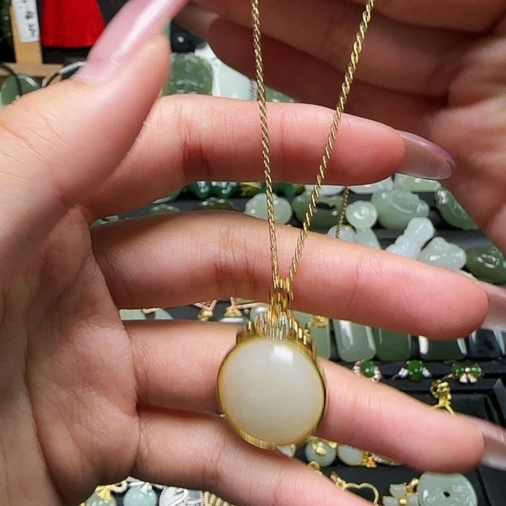 和田玉银S925镶嵌吊坠(赠链)