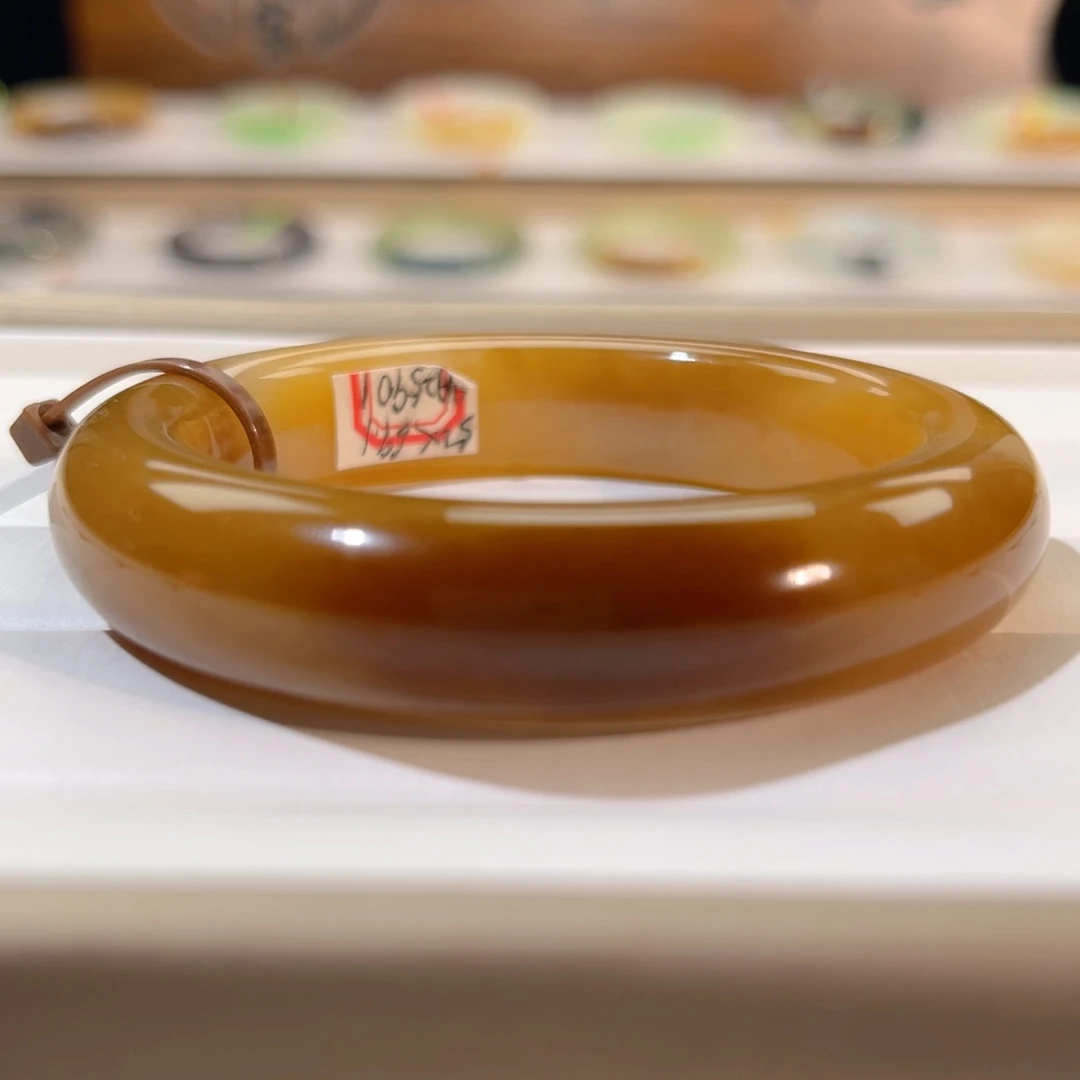 和田玉未镶嵌手镯  「且末红糖」