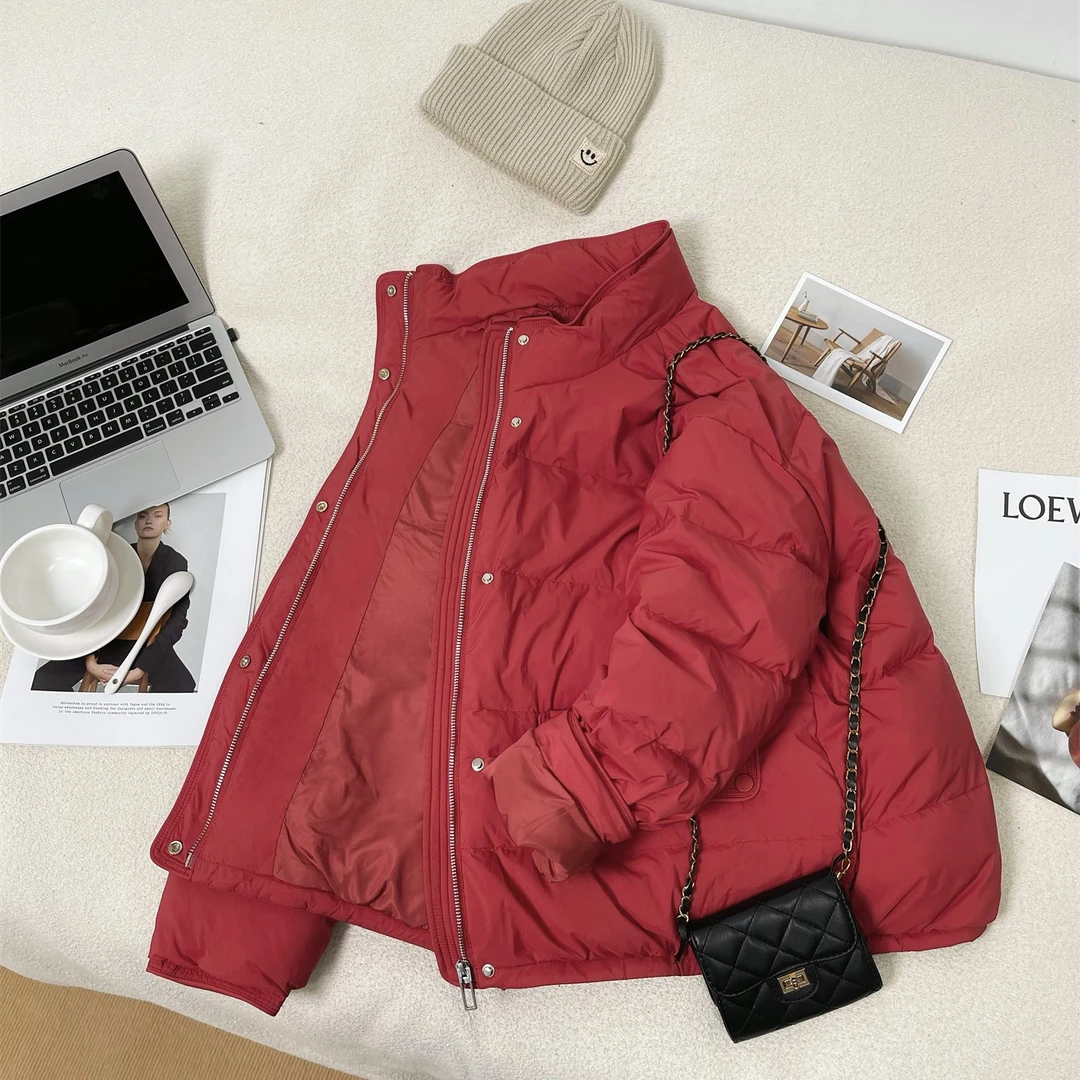 时尚简约百搭羽绒服