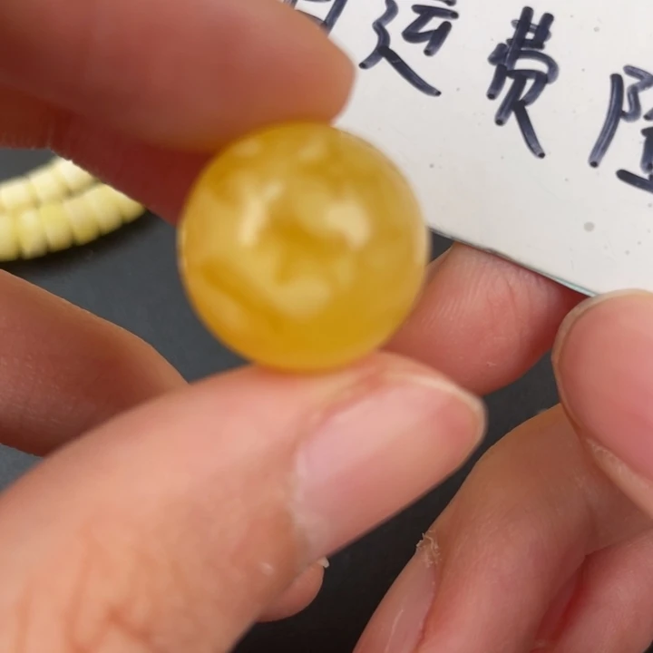 琥珀裸石未镶嵌天然54