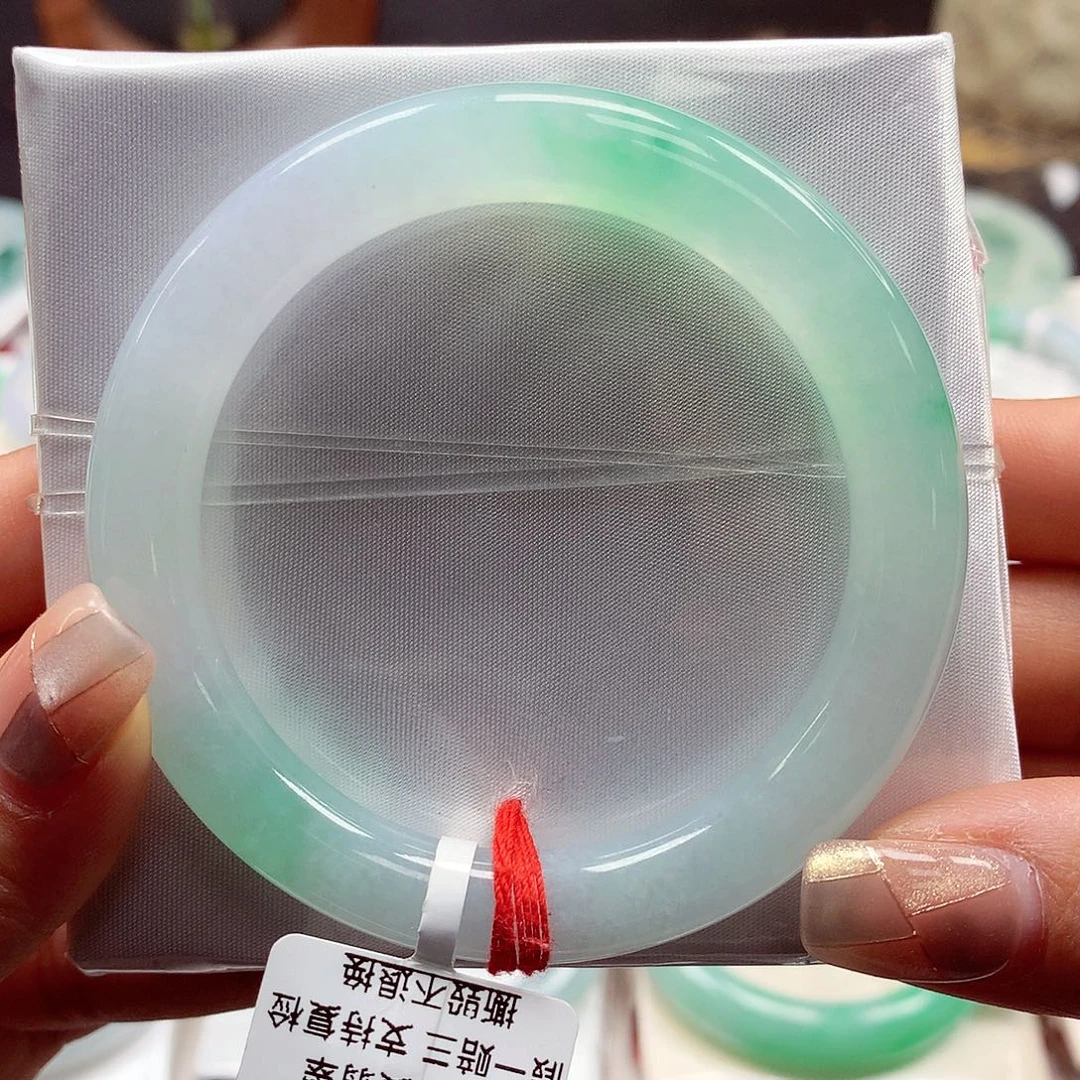 翡翠手镯未镶嵌52圆35号88