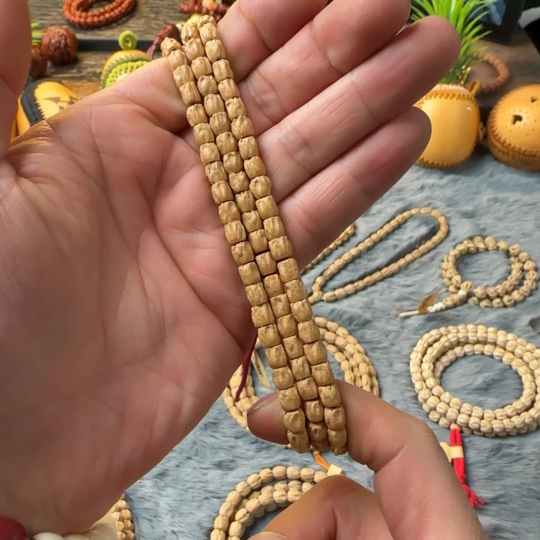 柏香籽/百香籽吊坠5.2*5.2直筒顺