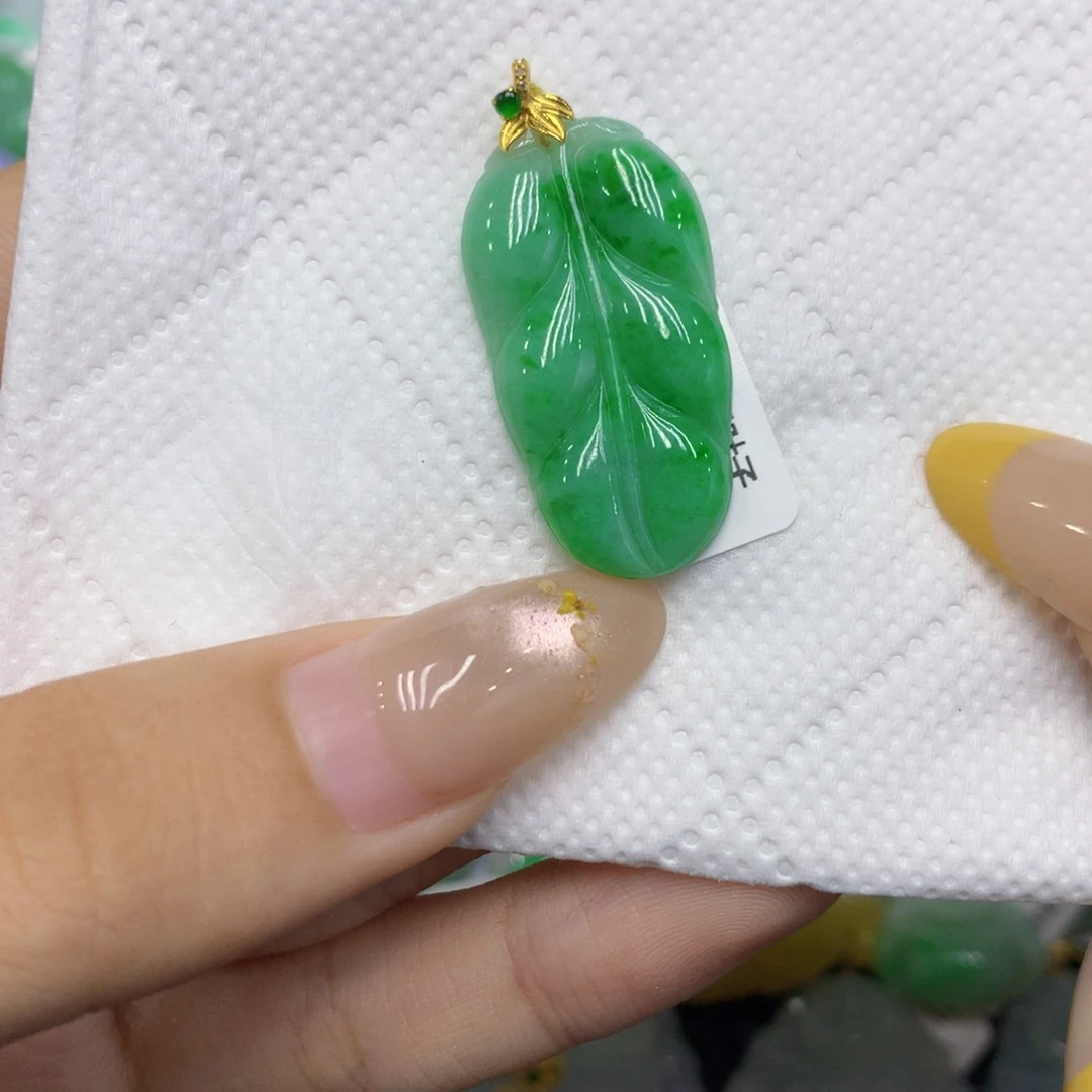 F***u翡翠18K金镶嵌颈饰