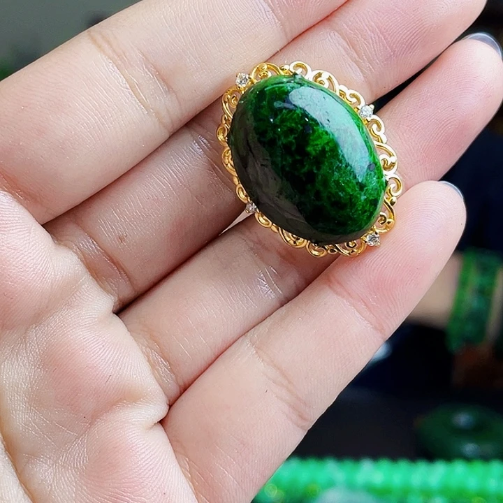 翡翠银S925镶嵌颈饰多样性