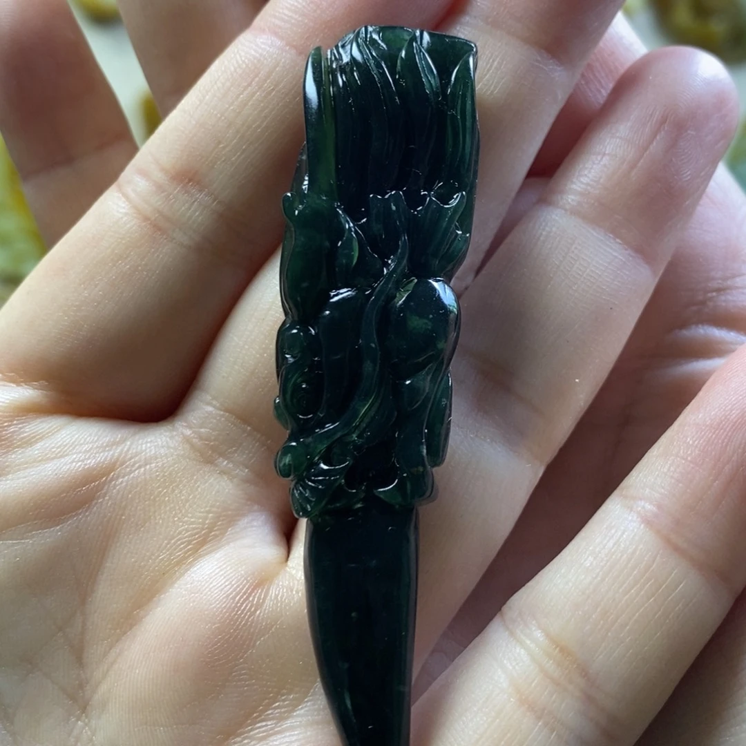 【闪购商品】岫玉颈饰未镶嵌龙牙