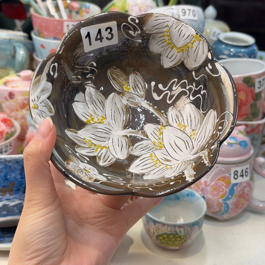 瓷片兔兔好可爱呀打