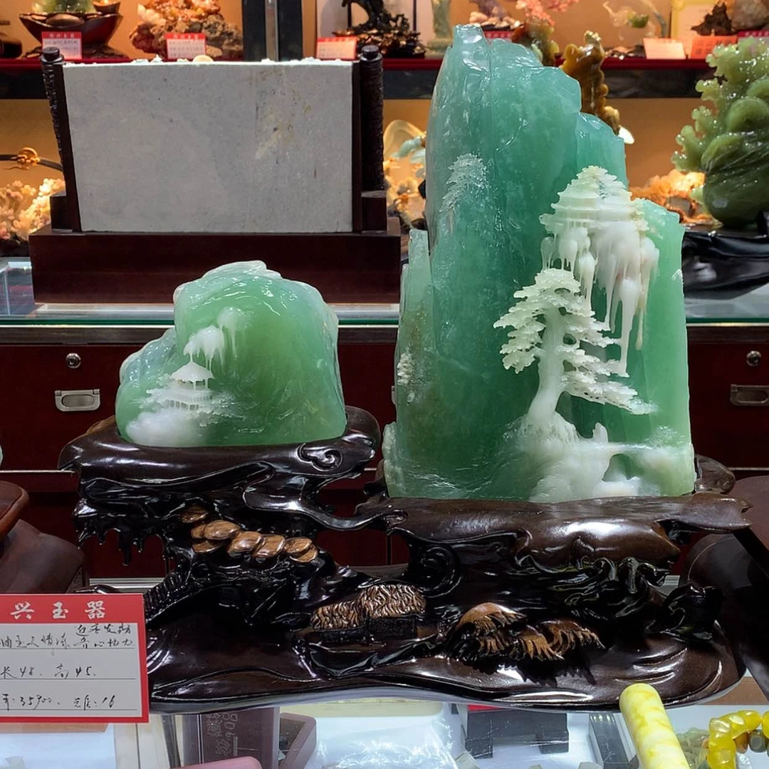 【闪购商品】蛇纹石玉未镶嵌摆件