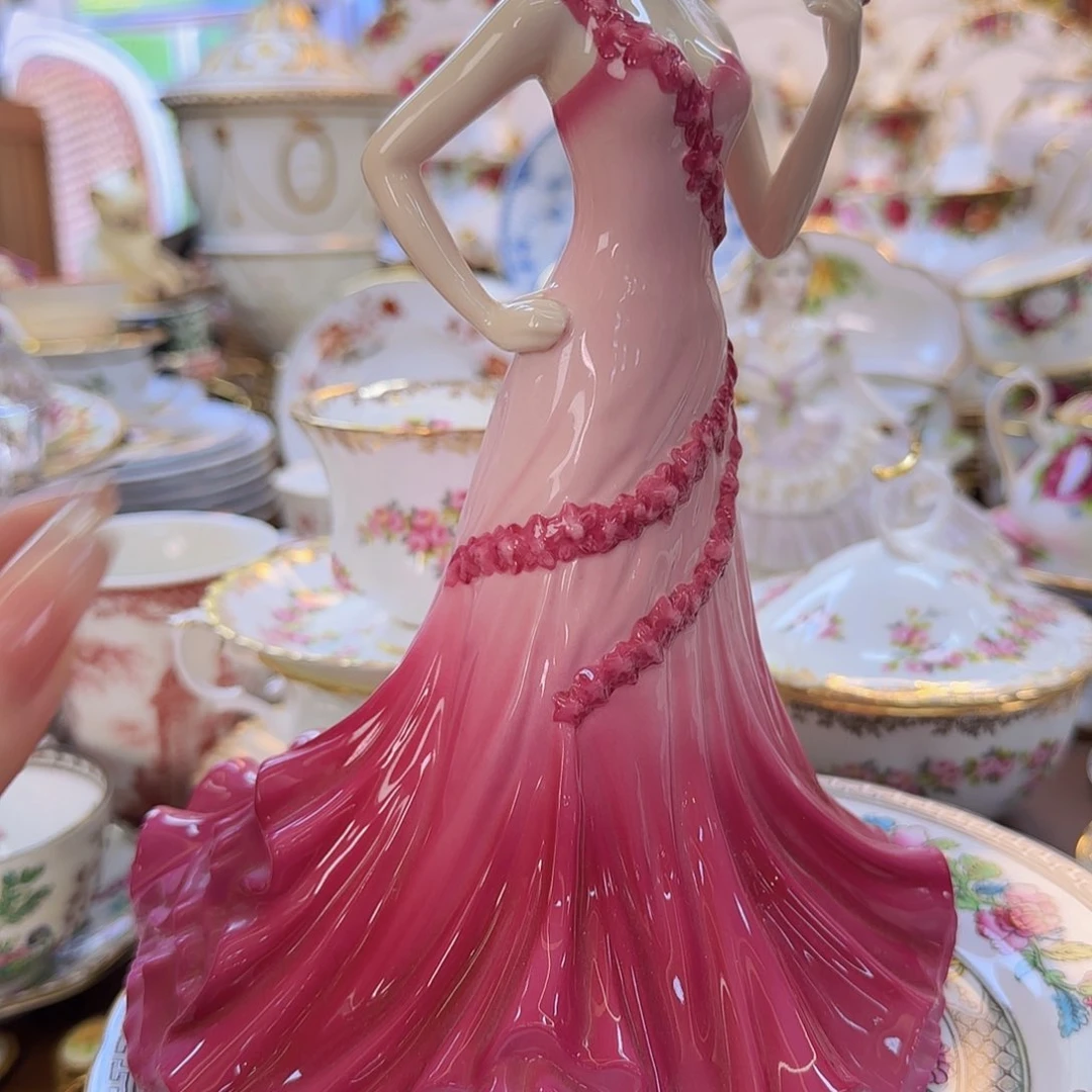 摆件A****I欧洲瓷器收藏