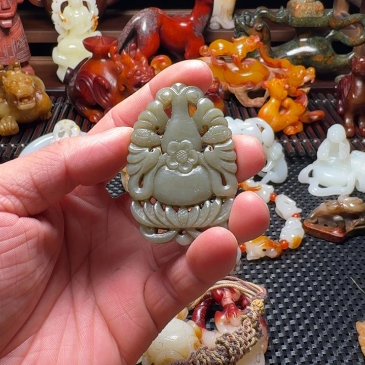 和田玉挂件未镶嵌A**缘