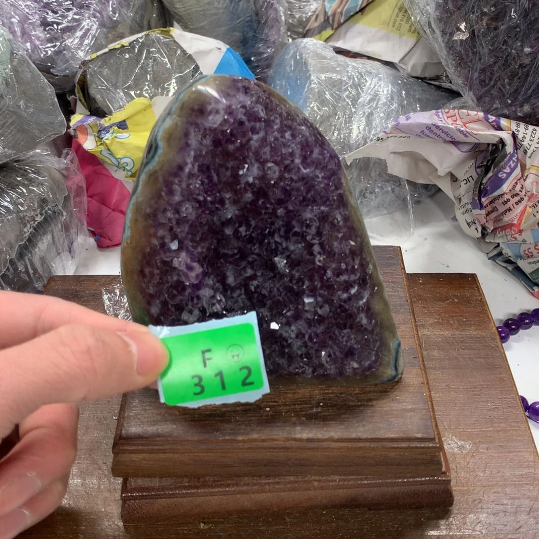 紫晶大型摆件（非配饰）未镶嵌
