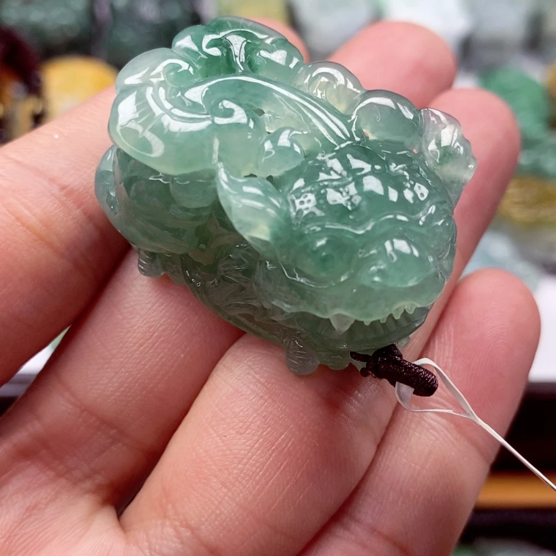 翡翠颈饰未镶嵌江翡翠