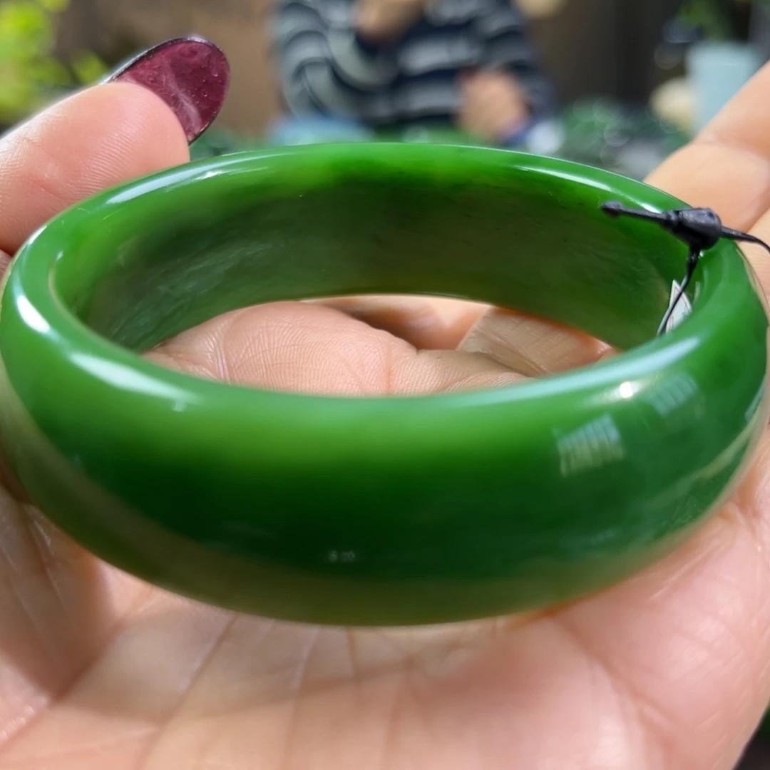 未镶嵌手镯和田玉（碧玉）