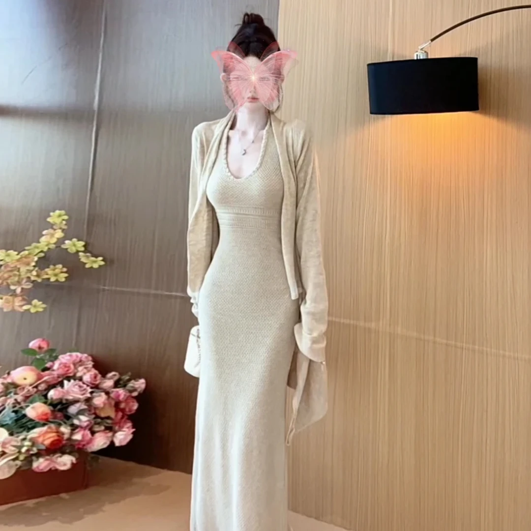 早秋季法式针织挂脖连衣裙2025新款轻熟御姐穿搭打底长裙套装7669