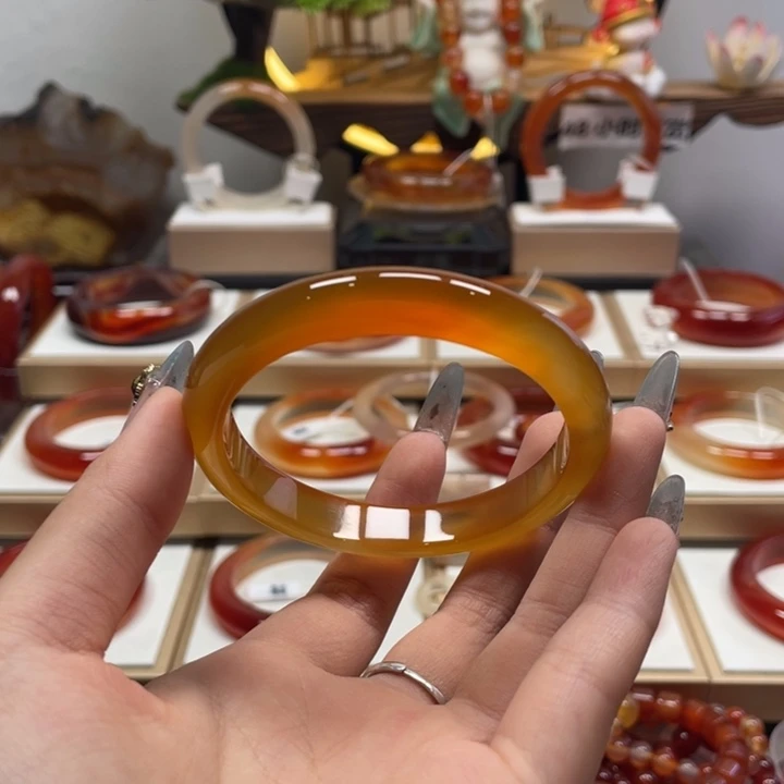 玛瑙/玉髓未镶嵌手镯