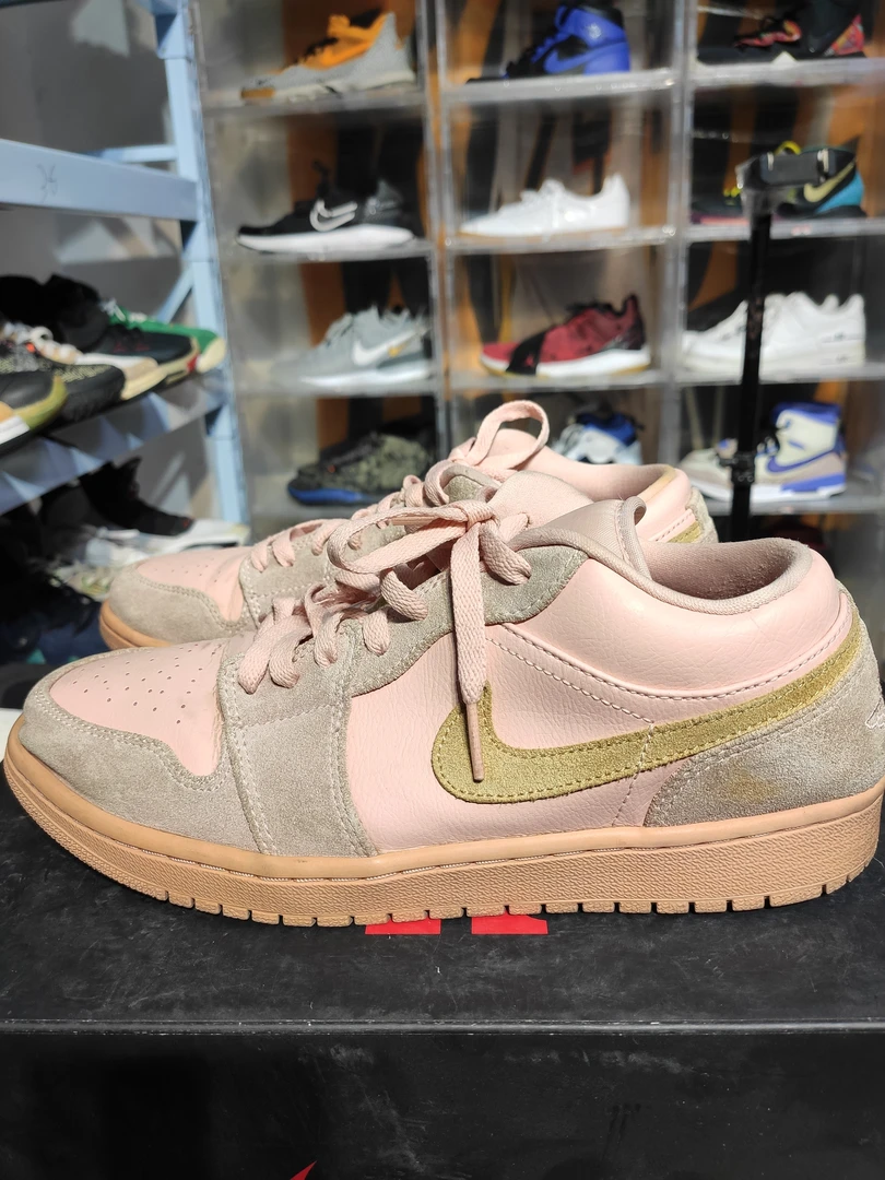 E42.5码Jordan Air Jordan 1 Low 舒适百搭 低帮 复古篮球鞋