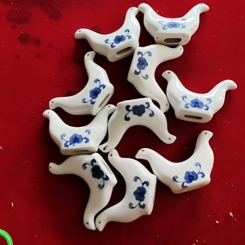 瓷片盘，沙锅，瓷片，瓶，碗，各种沙锅，摆件，