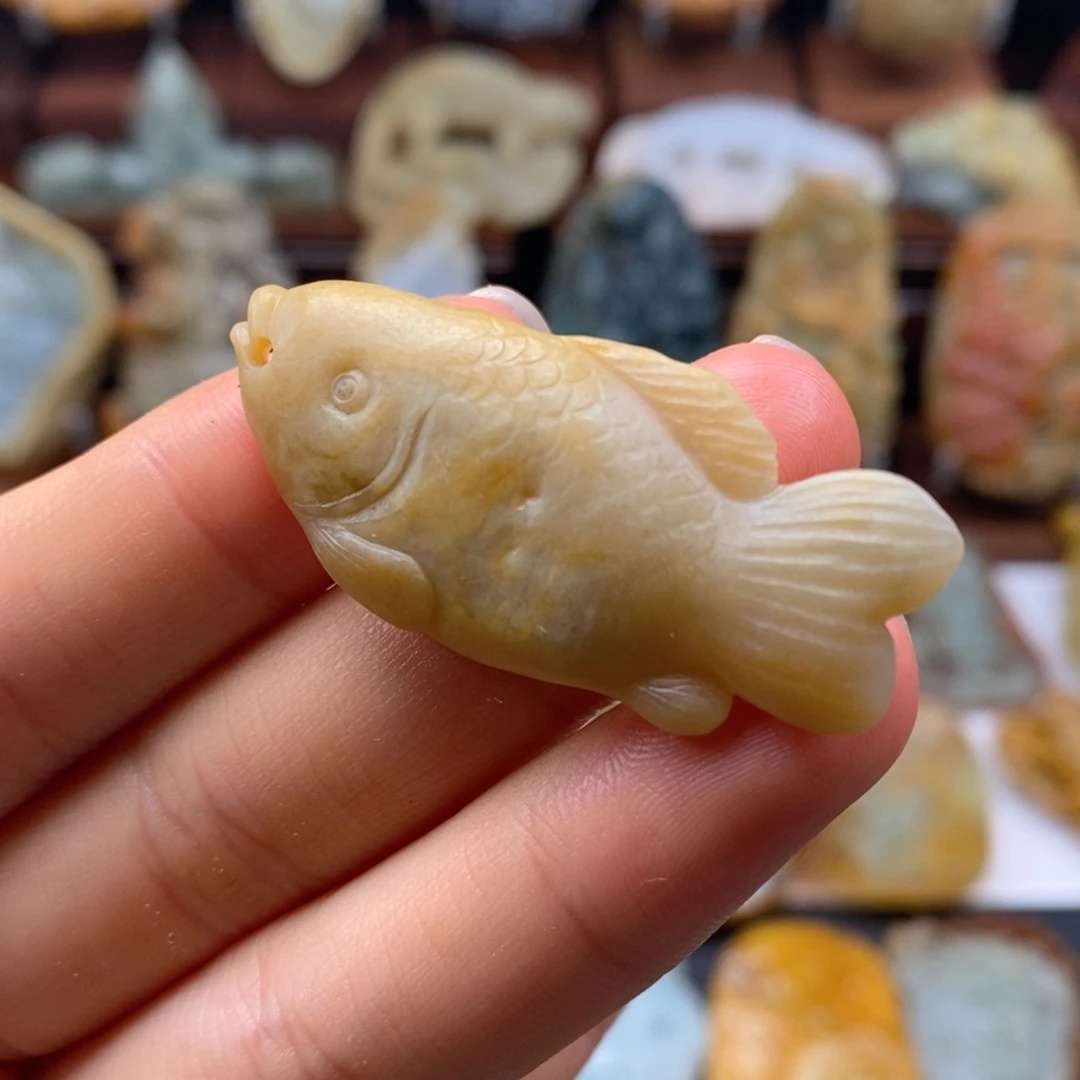 定制翡翠未镶嵌翡翠