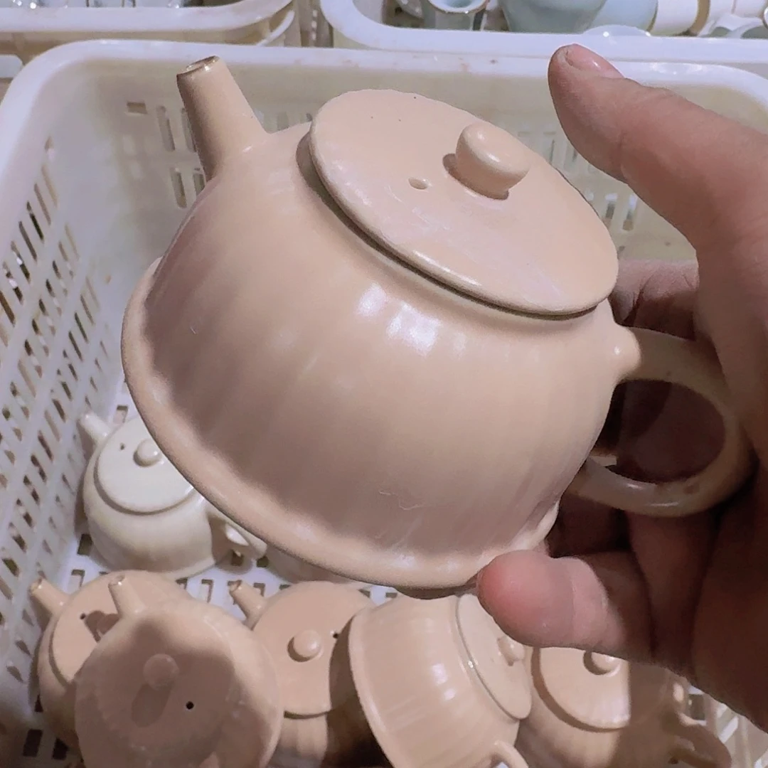 瑕疵茶具，介意勿拍