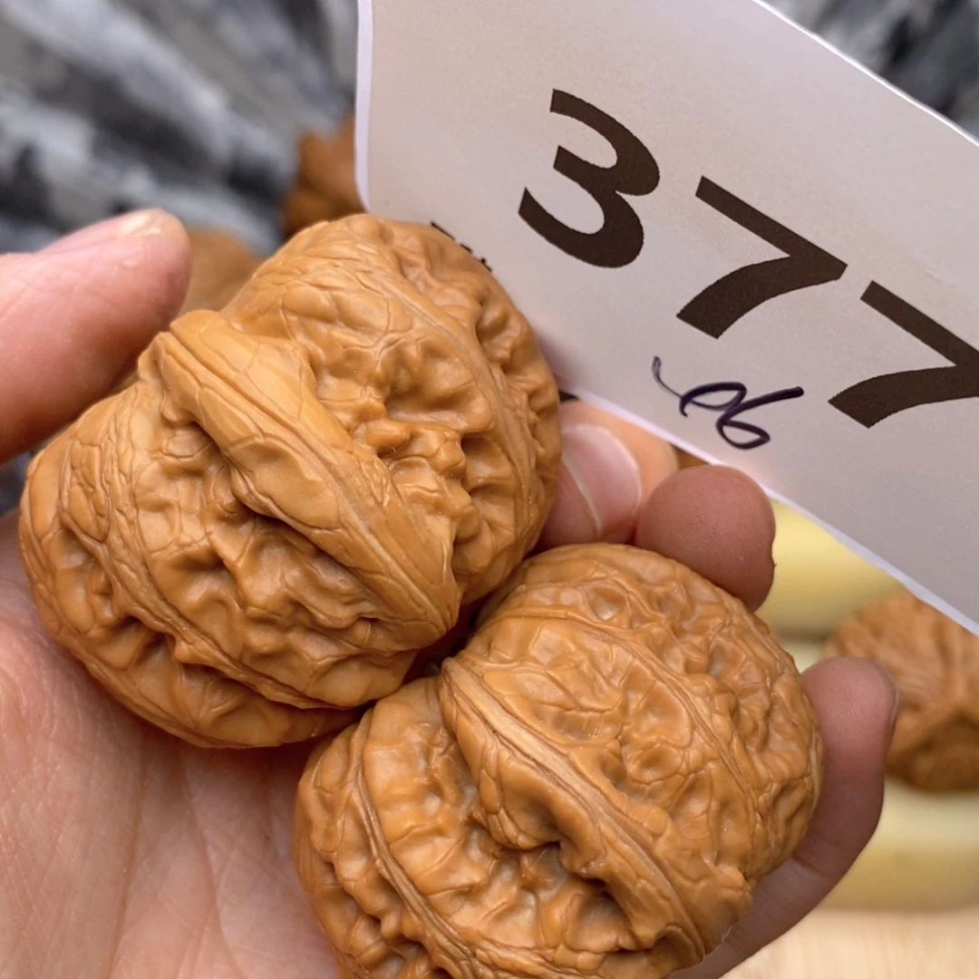 文玩核桃把件377高46元宝