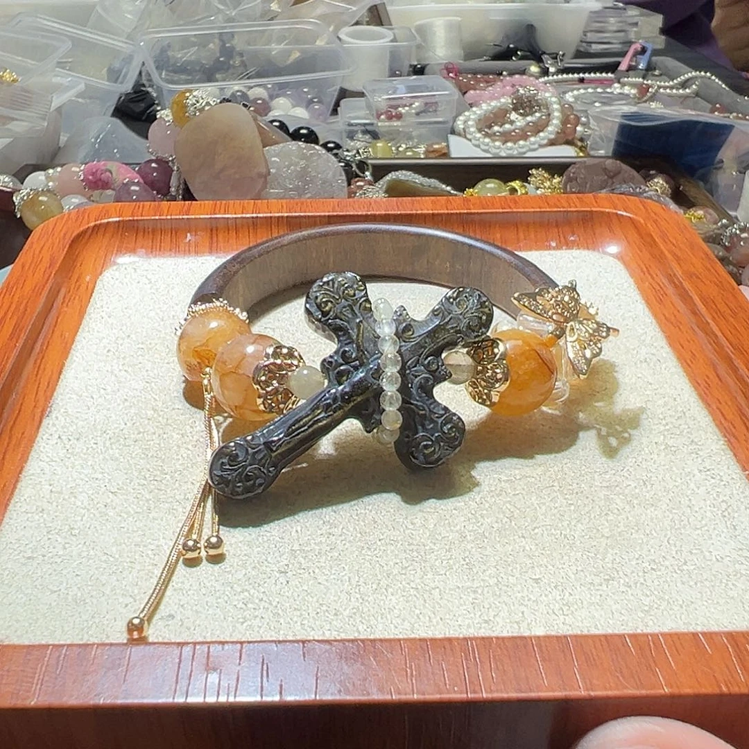 水晶手链未镶嵌水晶手链