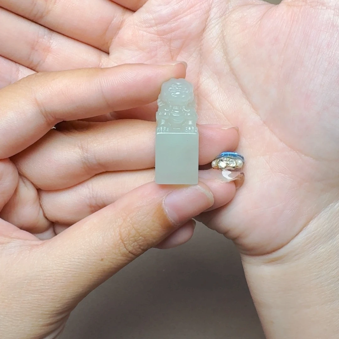 *****未镶嵌和田玉摆件