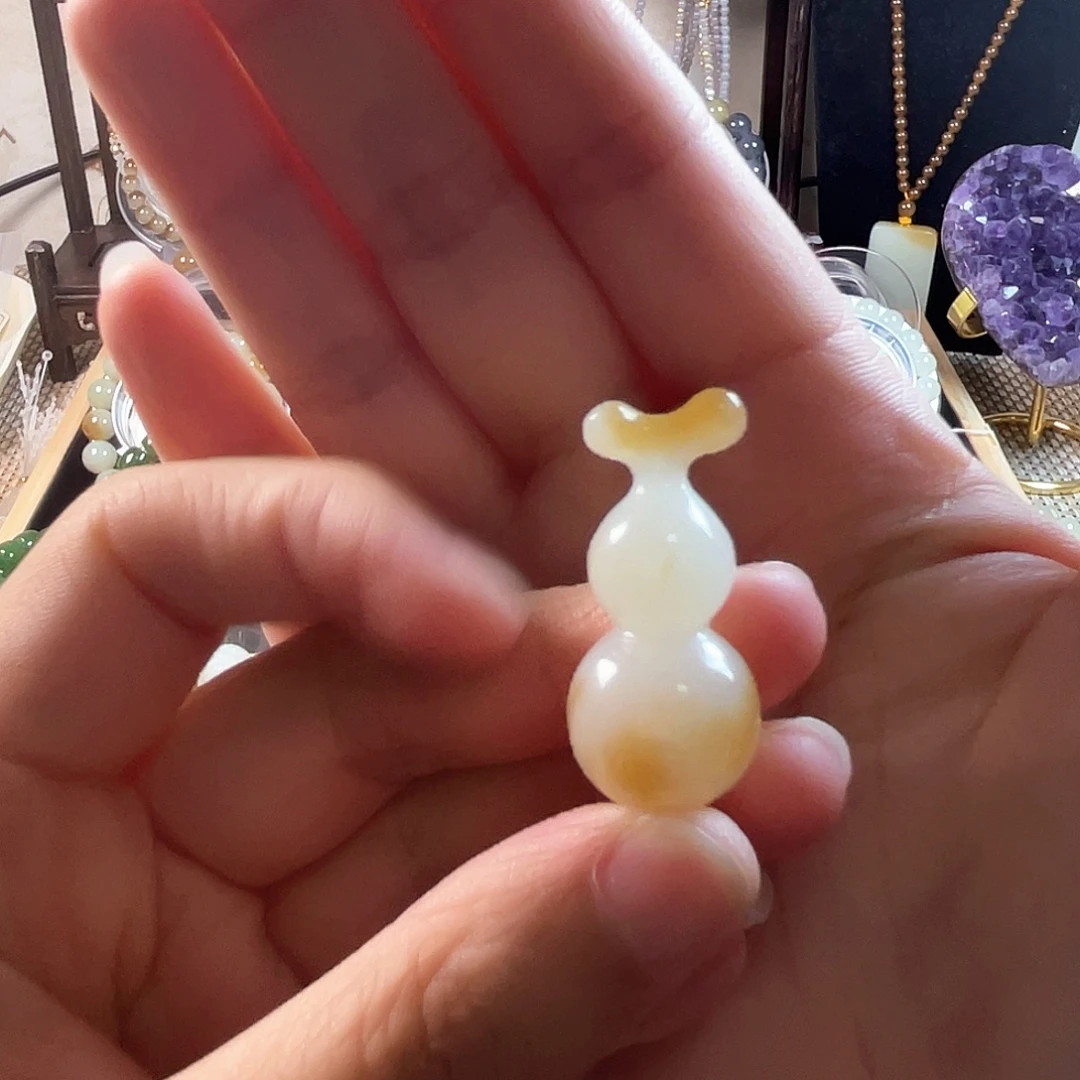 大***睿颈饰未镶嵌和田玉