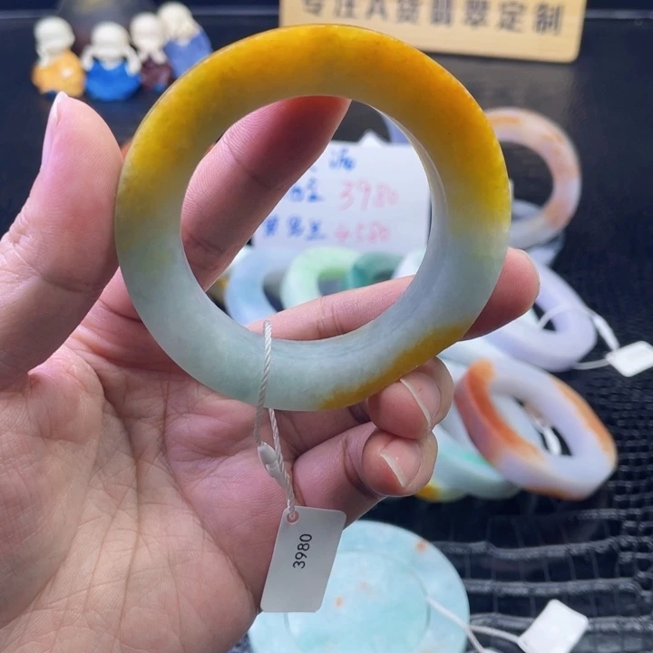 定制翡翠未镶嵌翡翠