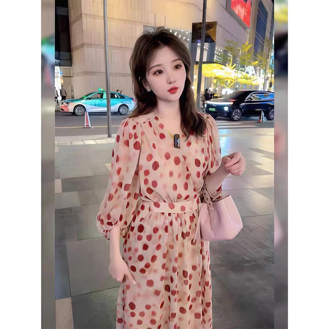 红色波点连衣裙夏V领高级感灯笼袖气质显白法式中长裙9988